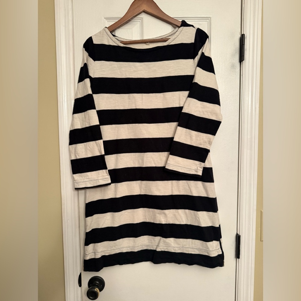 J. Crew Black and White Knit tshirt dress medium $89 Anthropologie